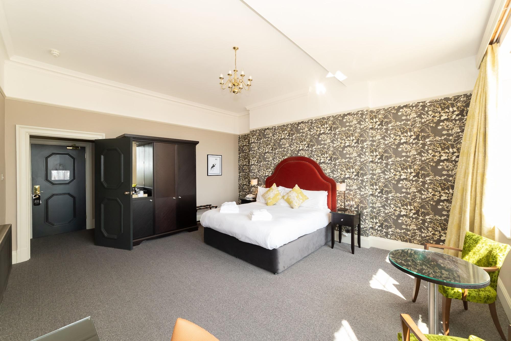 The Queens Hotel Portsmouth Esterno foto