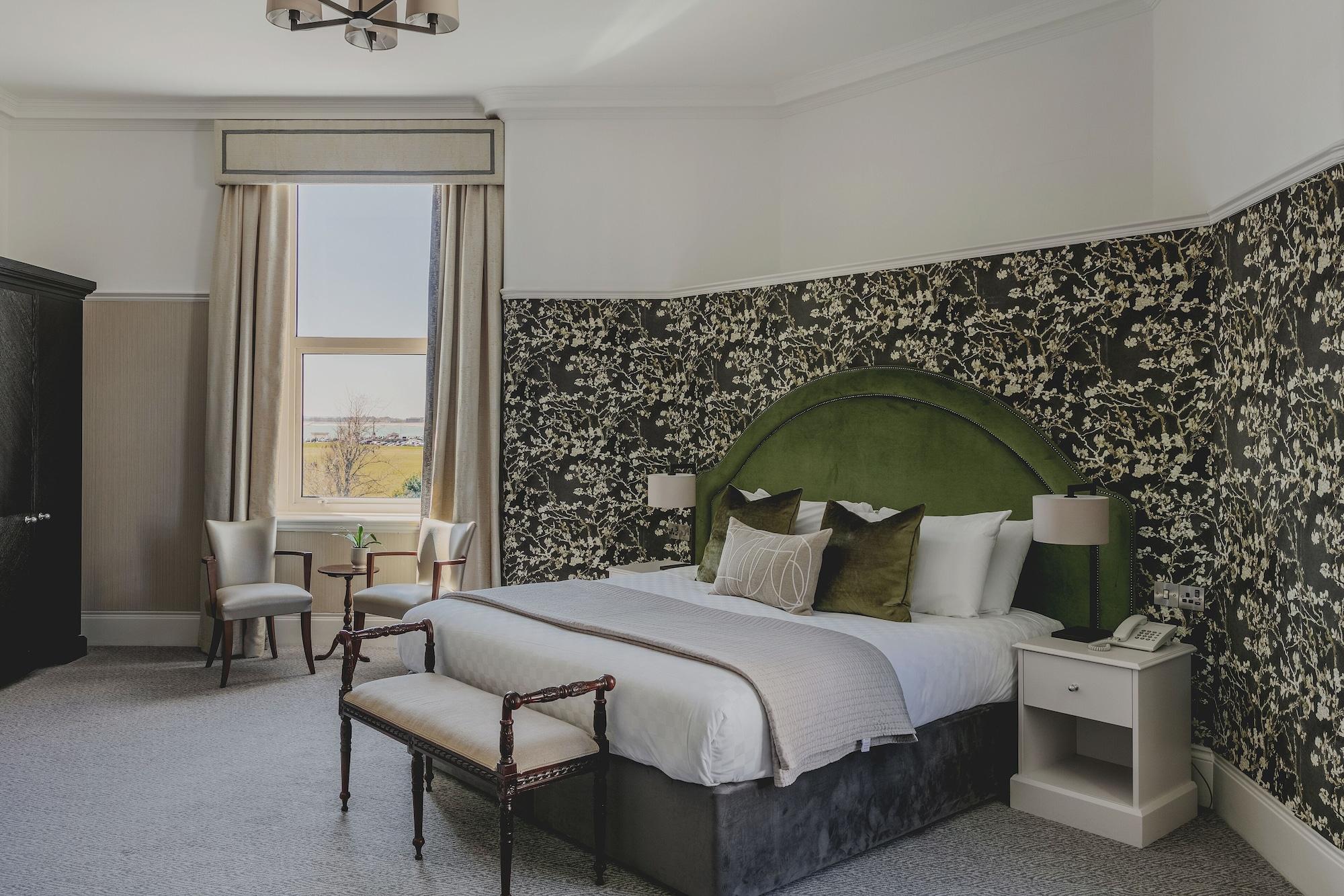 The Queens Hotel Portsmouth Esterno foto