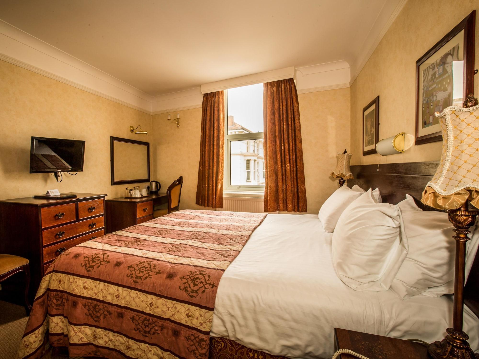 The Queens Hotel Portsmouth Esterno foto
