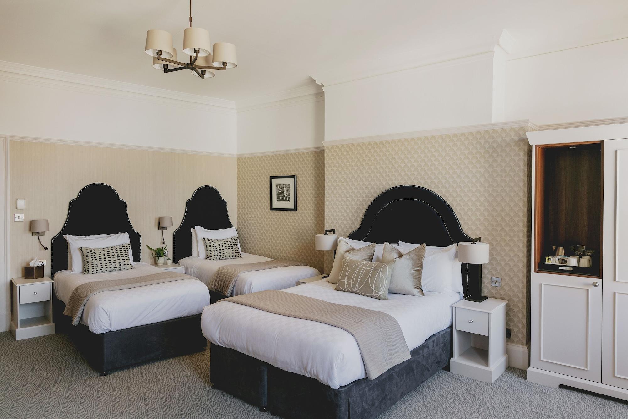 The Queens Hotel Portsmouth Esterno foto