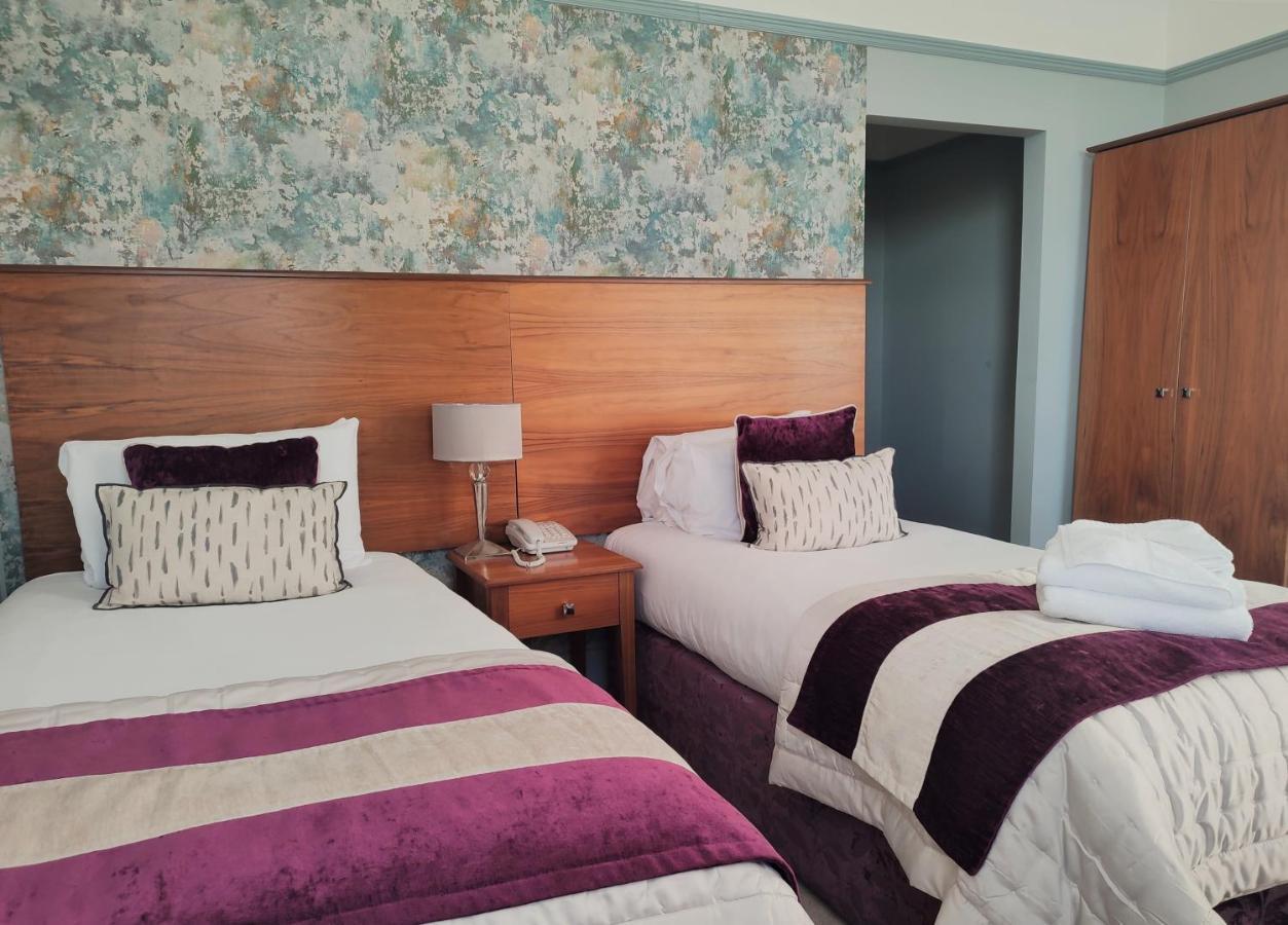 The Queens Hotel Portsmouth Esterno foto